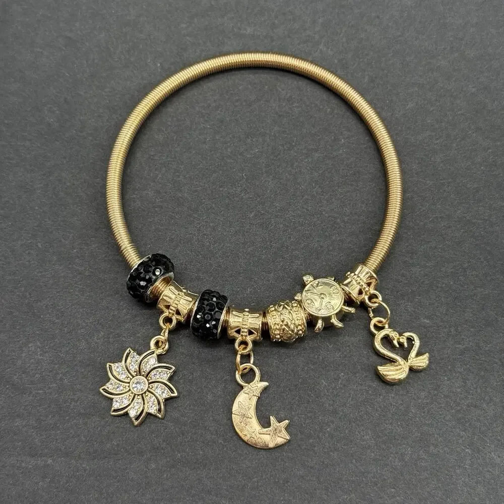 Fashion Gold Tone Quartz Watch Green Face & Swan Moon Charm Bracelet Set